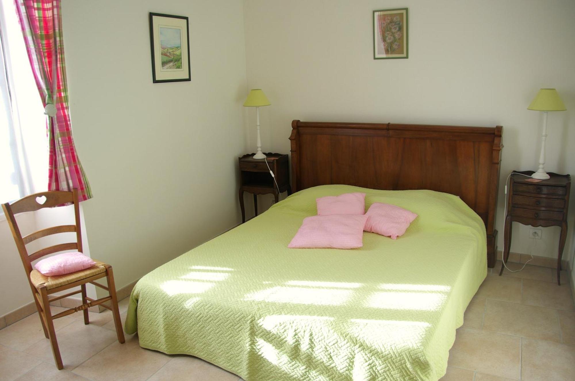 La Bastide Du Roy Hotel Villamblard Room photo